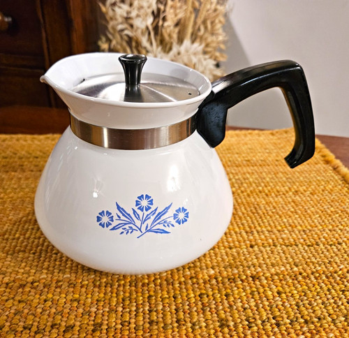 Corning ware cup - 6, teapot