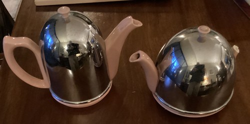 Pinkvintage ceramic teapot - pinkvintage,